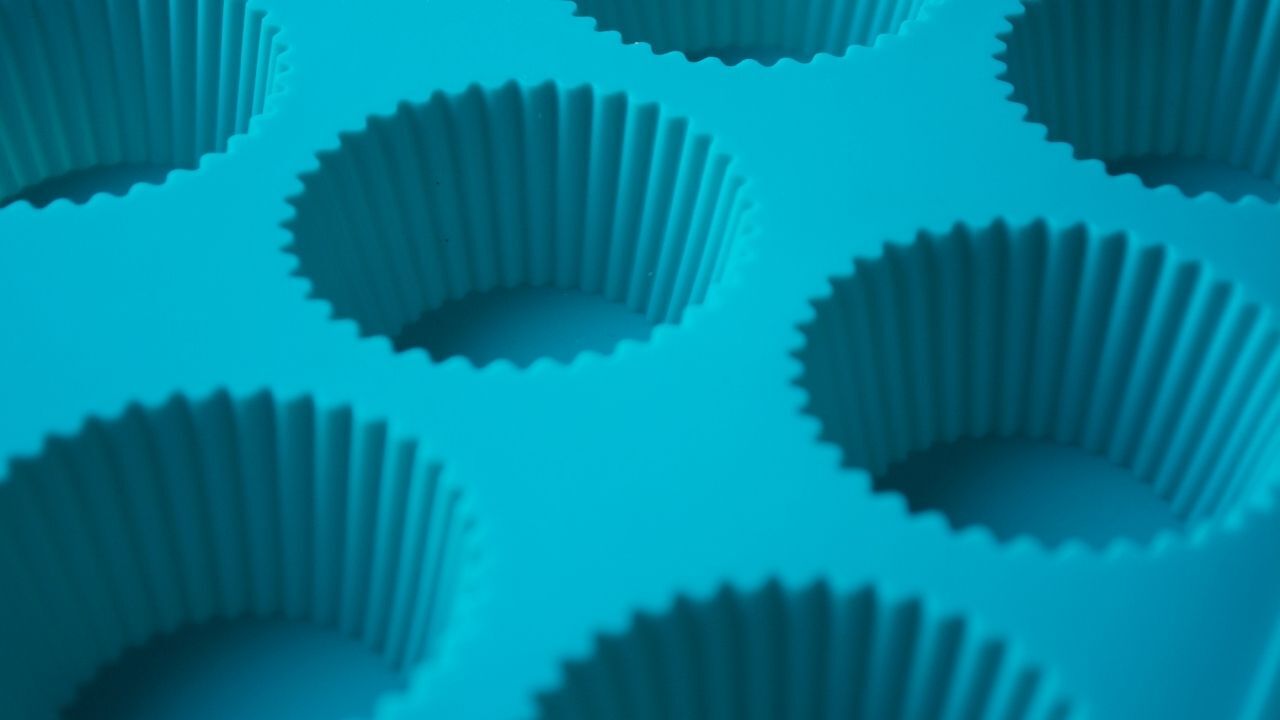 Cupcake Kalıbı Nasıl Temizlenir Yapışan Yağ Ve Yanıklardan Kurtulmak Bu Yöntemlerle Çok Kolay (3)