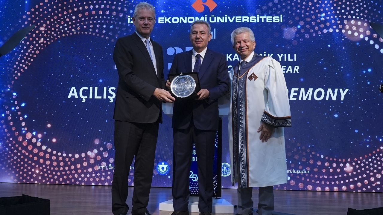 Ekonomi̇ Açiliş