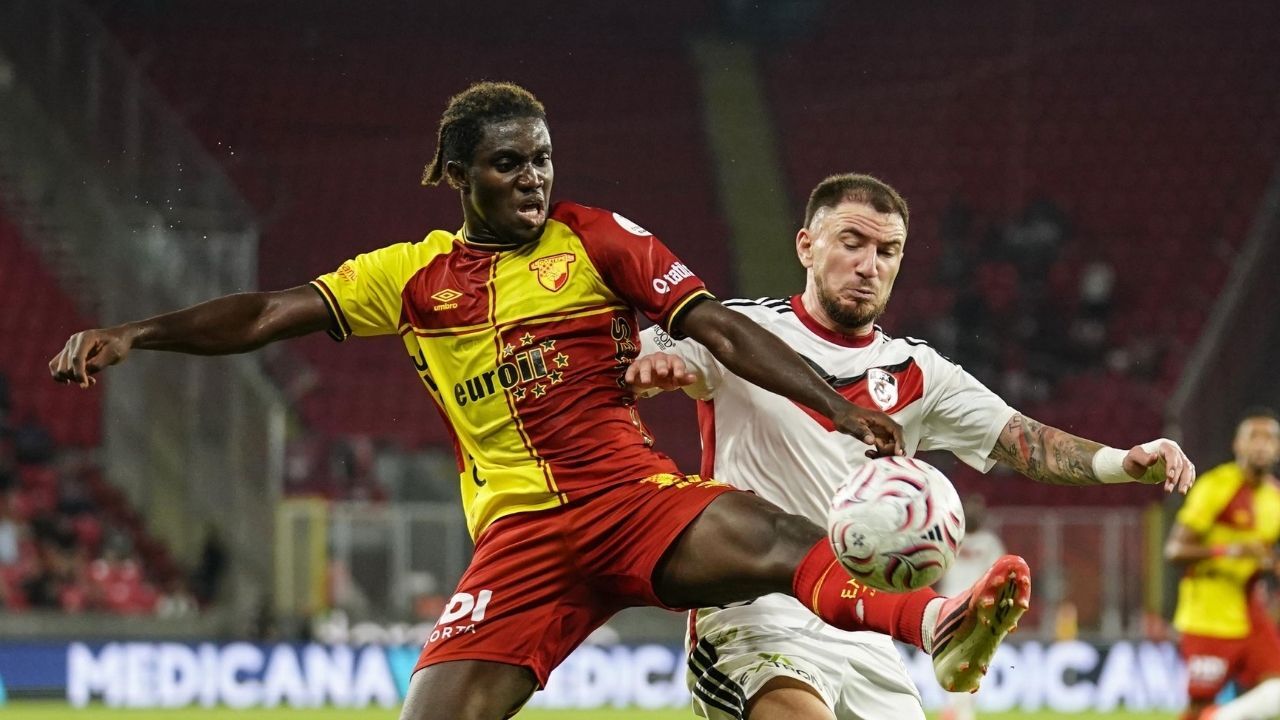 Göztepe’de ideal 11 bulunamadı! Kaleden forvete planlar değişti