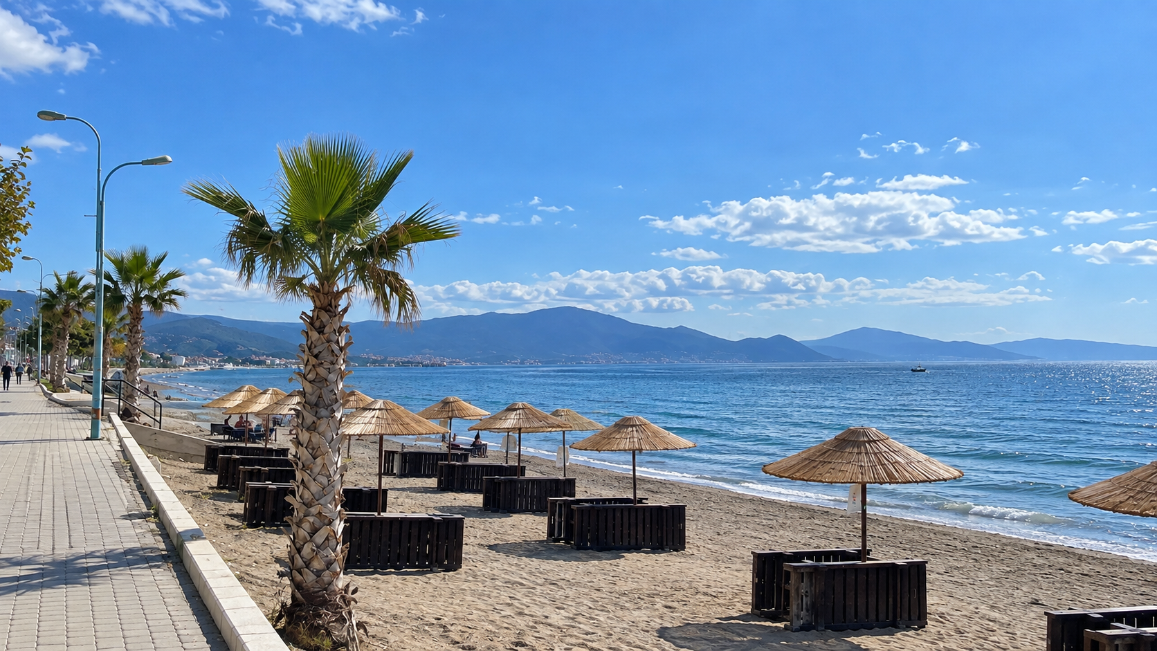 Seferihisar’da yaz bitmeden denize girilecek ılık denizli halk plajı! İzmir merkezde tabelası mütevazı, denizi ödüllü