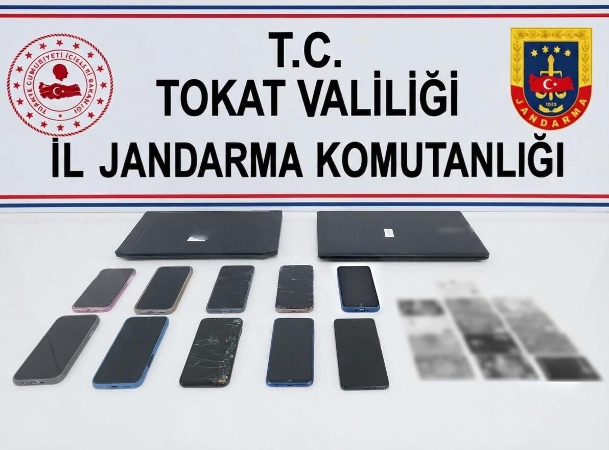 İzmir Dahil 7 Ilde Dolandırıcılık Operasyonu 11 Şüpheli Gözaltına Alındı (2)