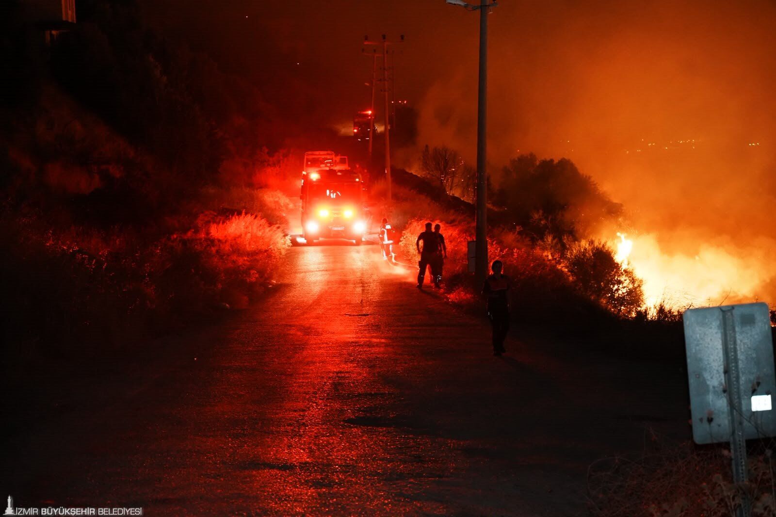 İzmir Itfaiyesinde Yeni Dönem Yangının Seyri Anlık Izlenecek (2)