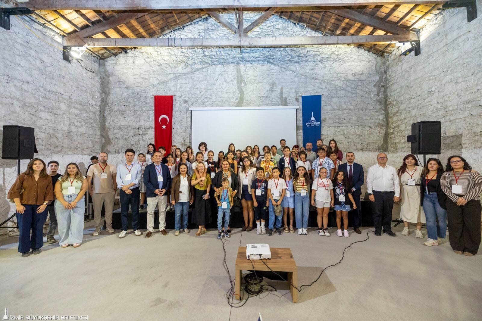 İzmir’de Çocuklar Iklim Krizi Için Bir Araya Geldi Talepleri Belediyelere Sunulacak (1)