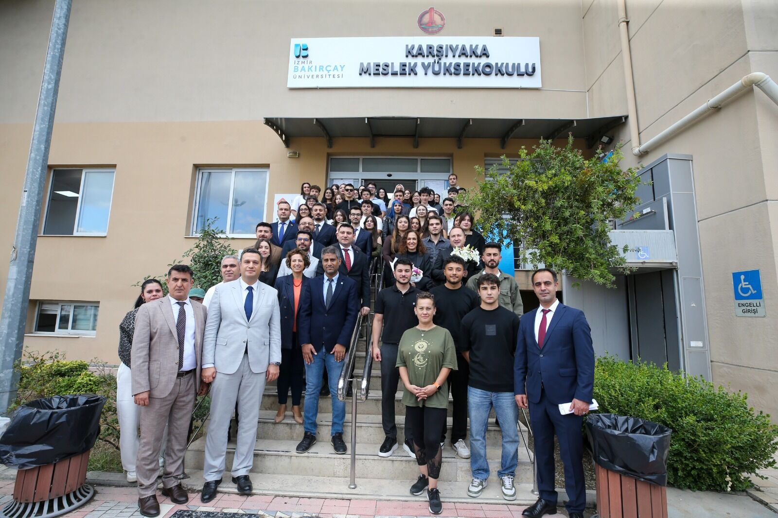 Karşıyaka’da Yeni Meslek Yüksekokulu Kapılarını Açtı İlk Bölüm Belli Oldu (1)