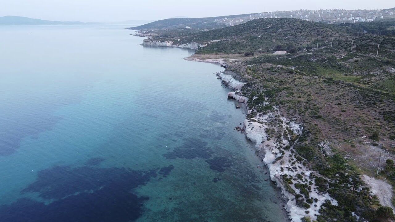 İzmir’de gezi haberlerinin atladığı plaj! Yazın yüzemedim diye üzülmeyin: Hem uygun fiyatlı hem de masmavi deniz