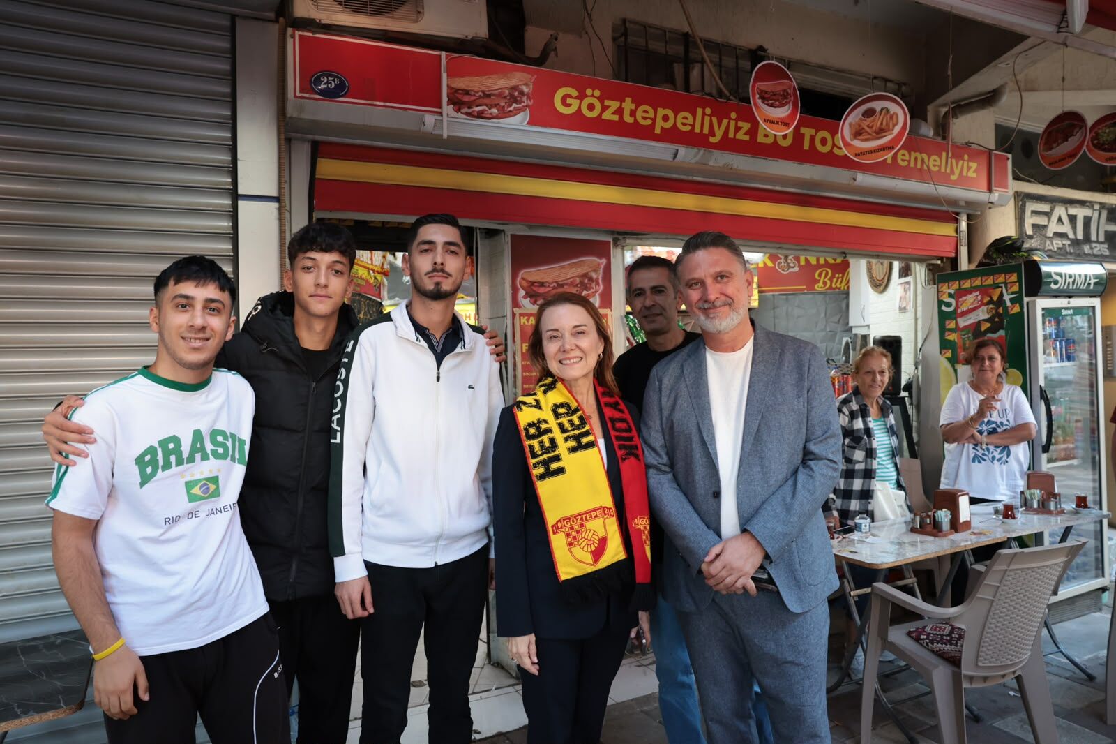 Mutlu (3)