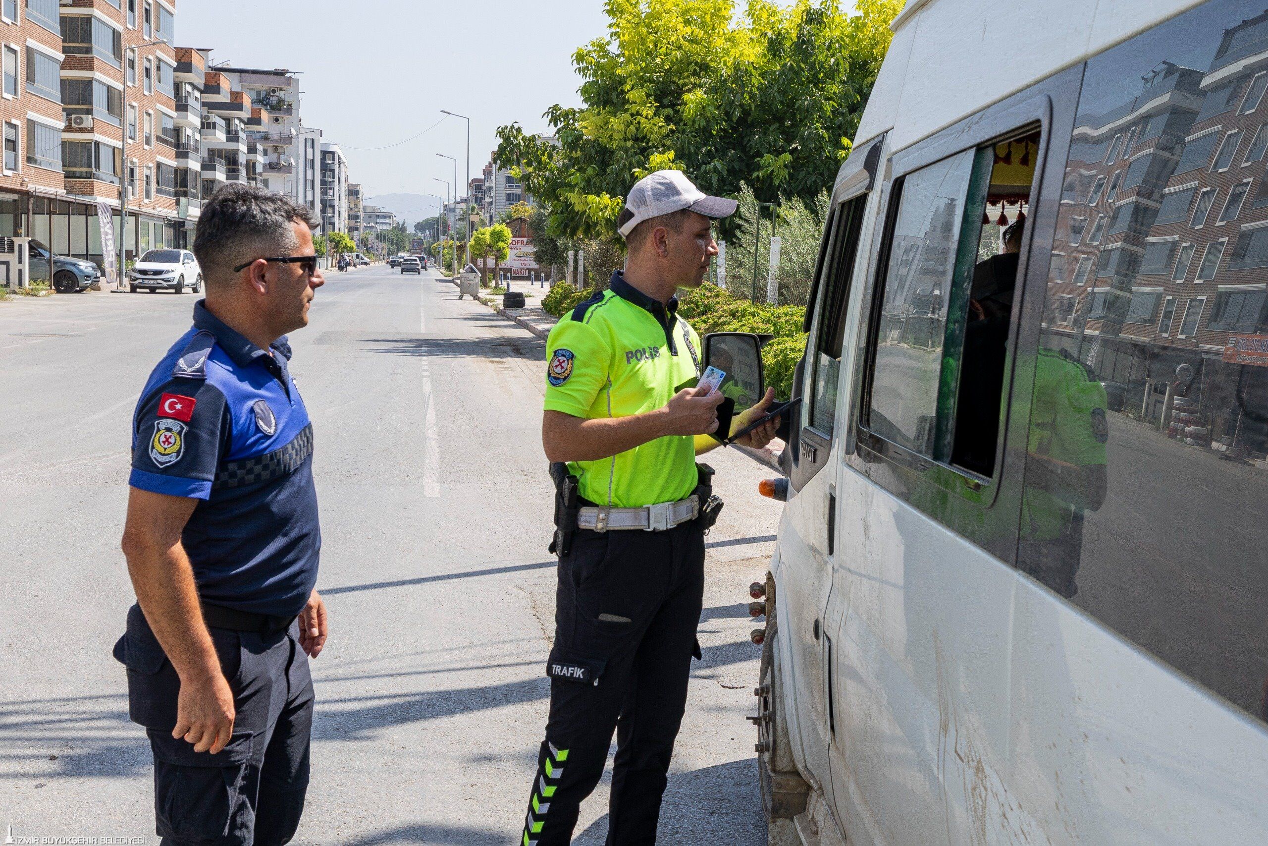 Okullar Açılıyor, İzmir’de Önlemler Artırılıyor Bazı Çalışmalar Durdurulacak-1