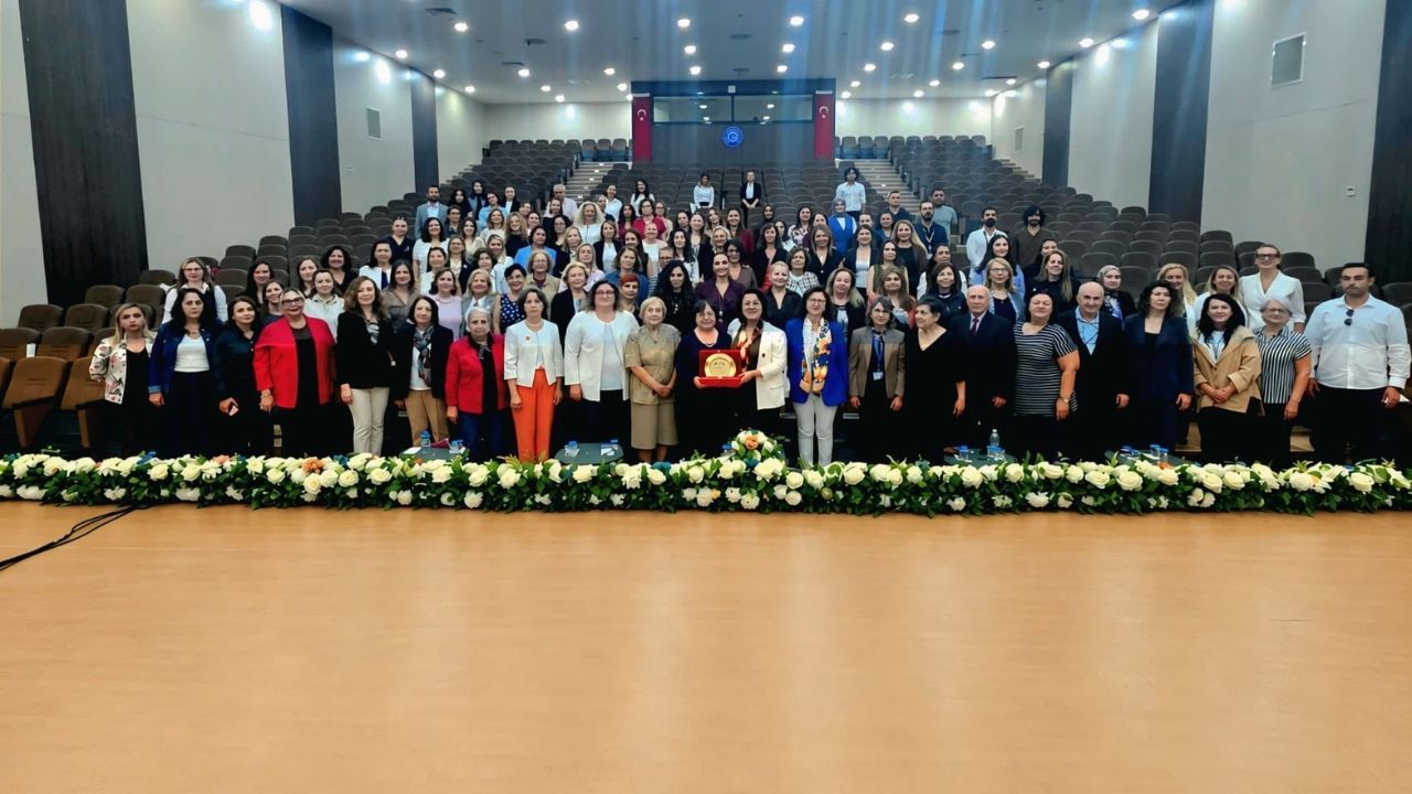 43 Yılını Akademiye Adadı Ege Üniversitesi’nde Duygusal Veda (2)