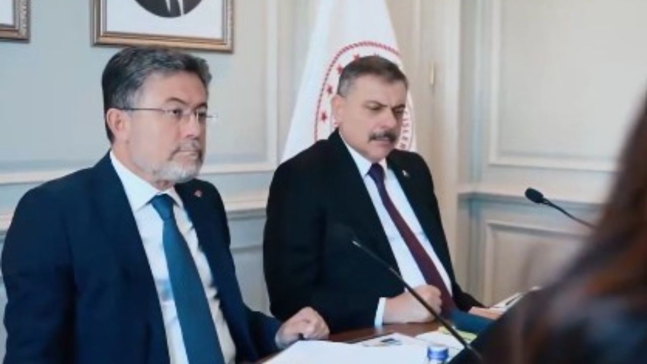 Bakan Çiftçi’den sokak hayvanlarına yönelik açıklama: “Anlayışımız nettir”