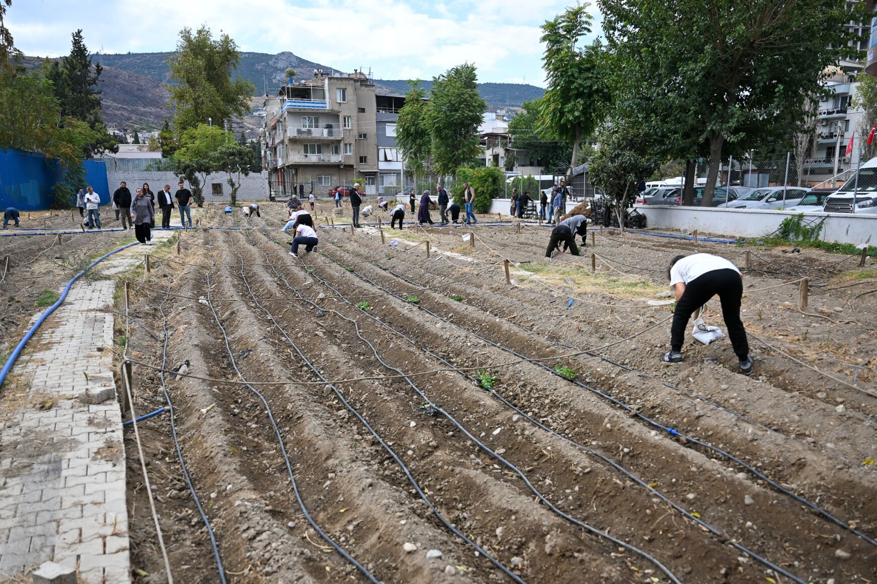 Bornovalılara Müjde Kent Bostanlarının Sayısı 9’A Çıktı (2)