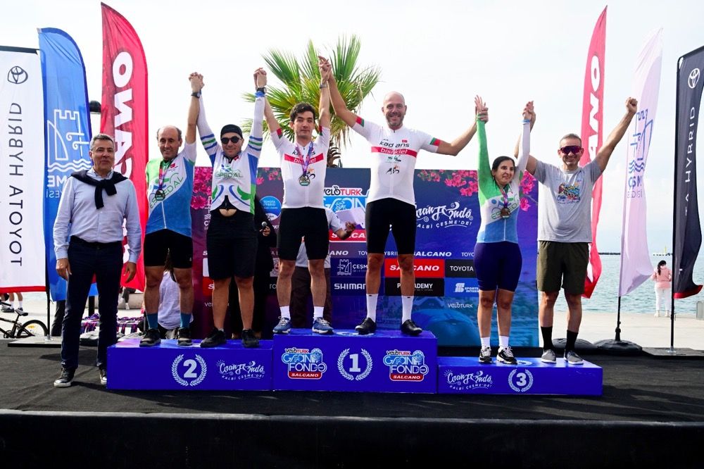 Çeşme’de 10’Uncu Gran Fondo Heyecanı 809 Sporcu Pedal Çevirdi (2)