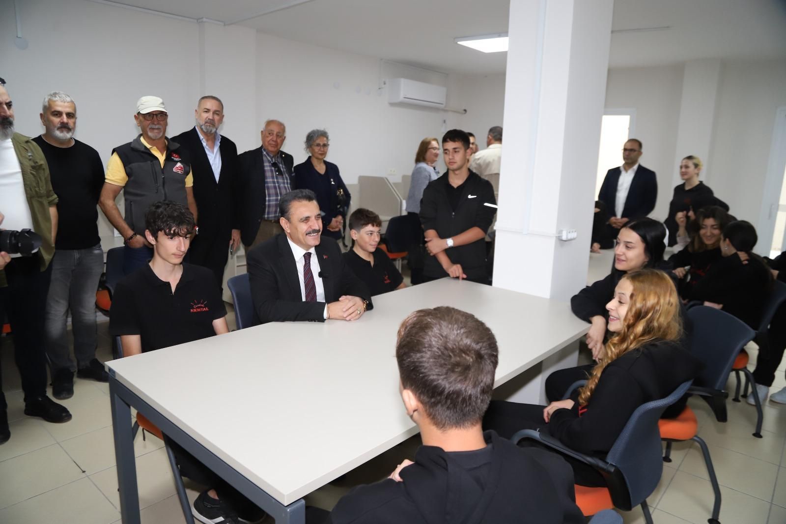 Dikili Ve Çandarlı’da 3 Yeni Merkez Hizmete Açıldı (2)