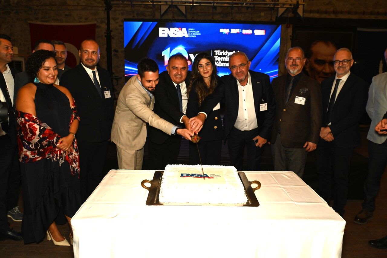 Ensi̇a'dan 10. Yila Görkemli̇ Kutlama 3