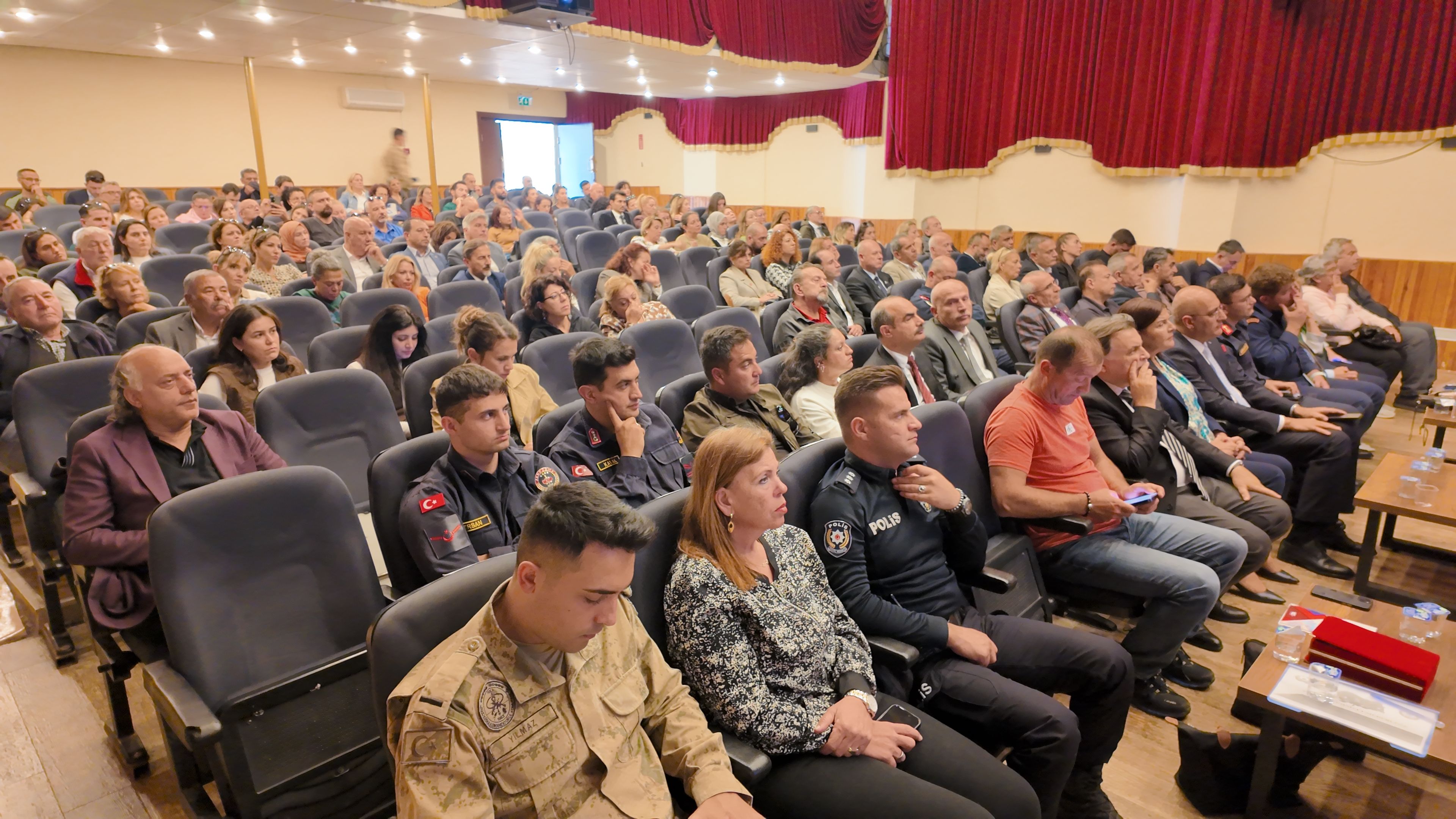 Foça’da Bağımlılık Ve Akran Zorbalığına Karşı Eğitim Seferberliği (1)
