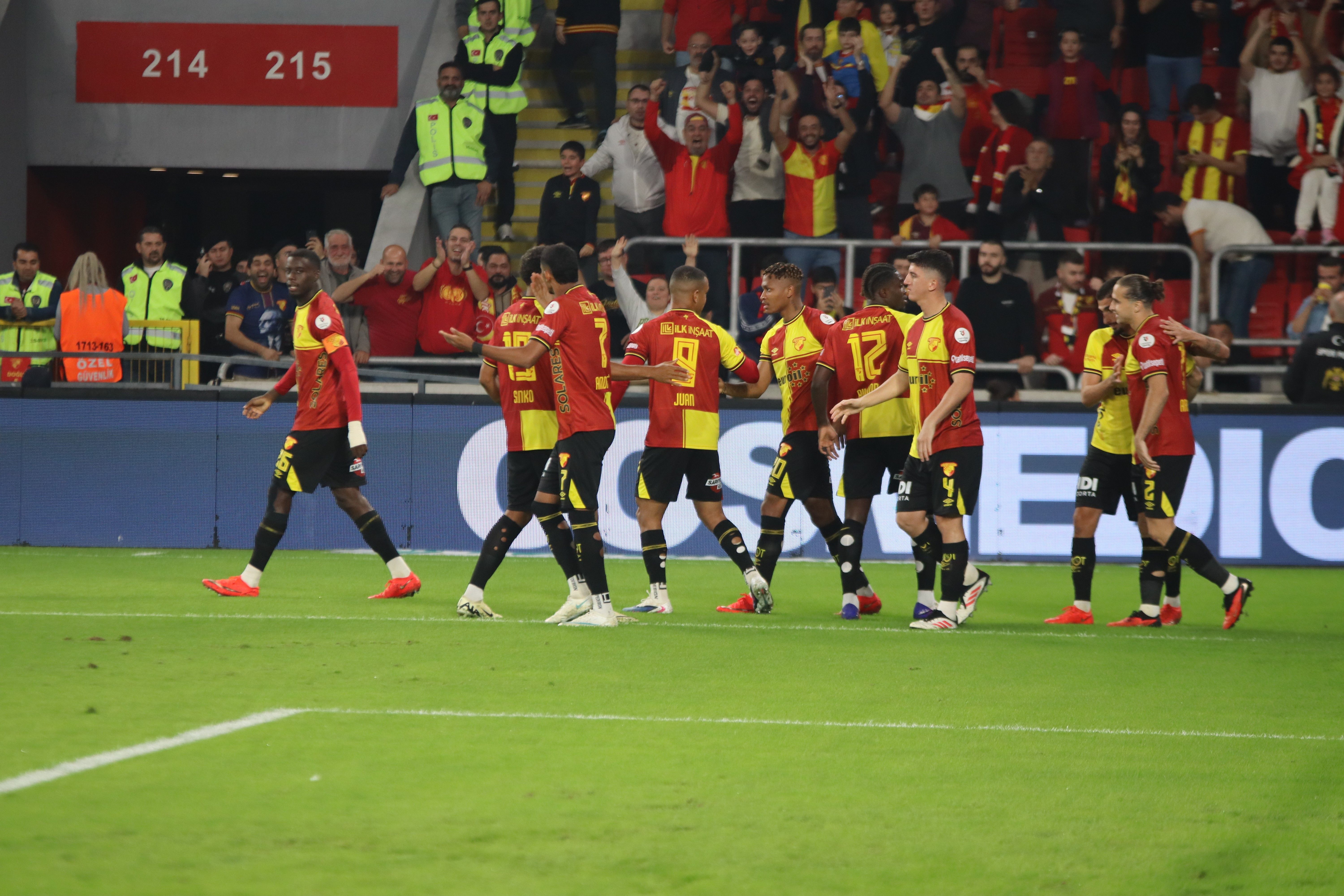 Göztepe daha çok attı, daha az puan topladı! İlk 9 haftada dikkat çeken fark