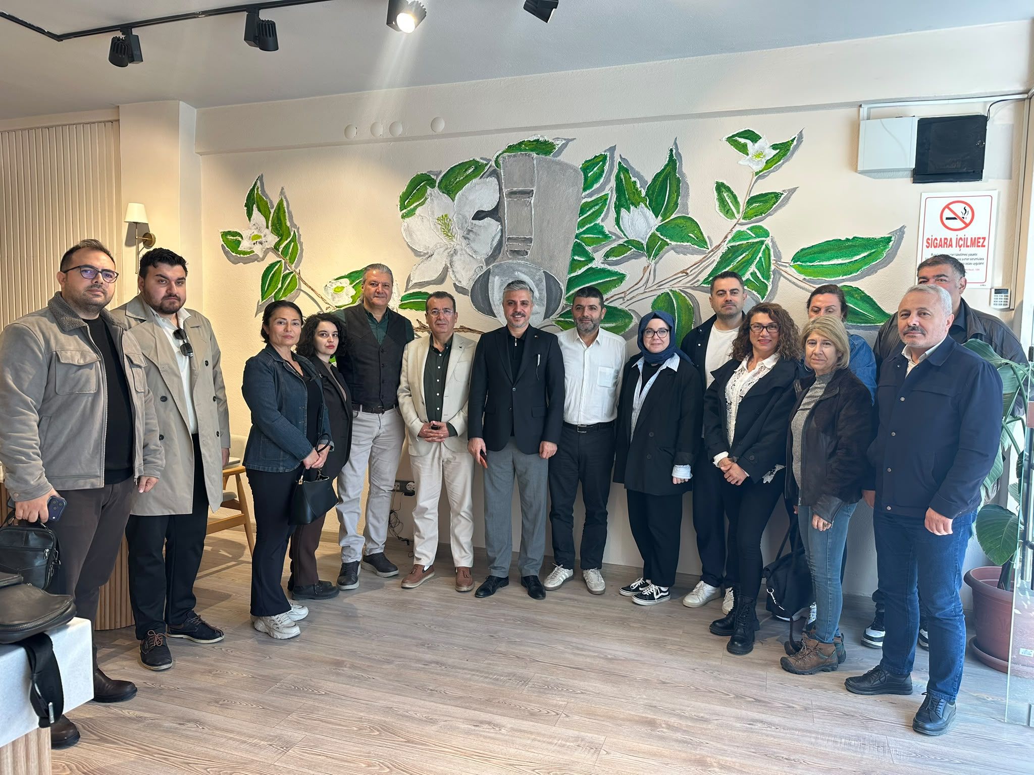 Huder İzmir’den Baro Seçimleri Açıklaması! Kendi Listeleriyle Yarışmayacaklar (1)-1
