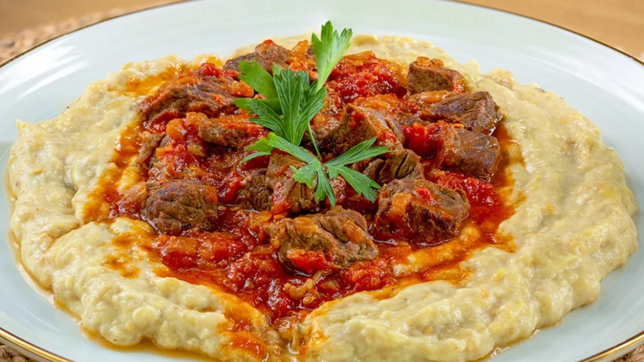 Osmanlı mutfağının gözdesi! Hünkar Beğendi’yi bu tarifle yapan bir daha vazgeçemiyor