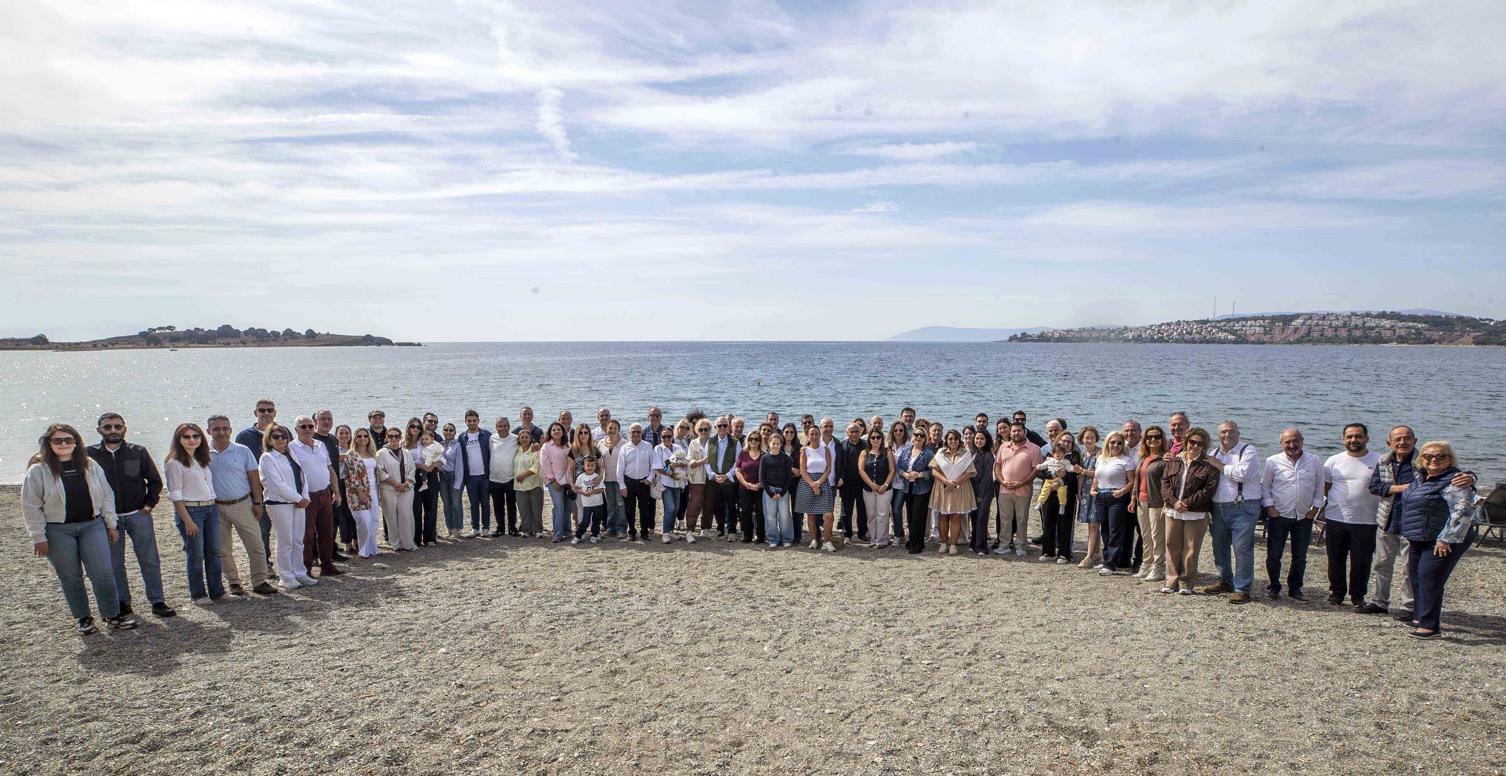 İzmir Iş Dünyası Aile Kahvaltısında Buluştu Tavla Turnuvasından Eçev’e Destek (1)