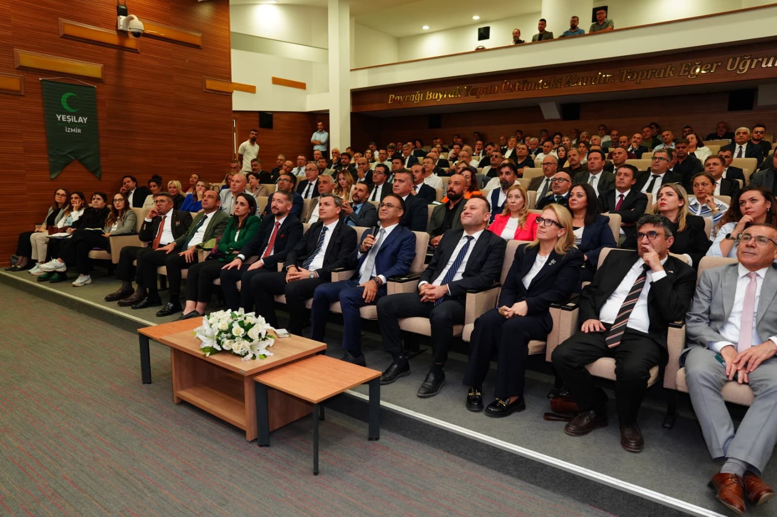 İzmir’de Bağımlılıkla Mücadelede Yeni Dönem! 30 Ilçeye Yayılıyor (1)