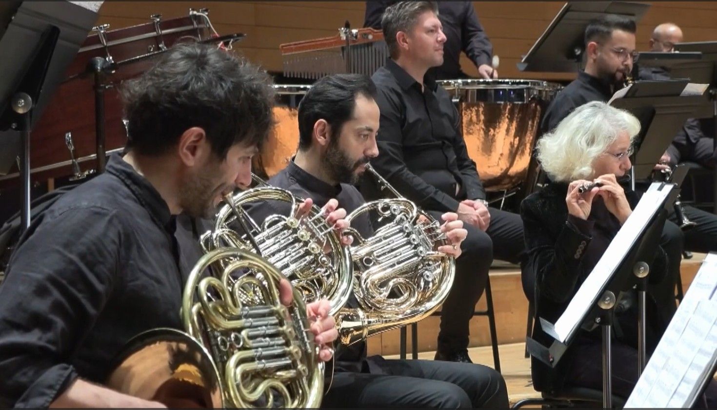 İzmir’de Çocuklara Özel Senfoni Masalı Orkestra Kahkahalarla Dinlendi (1)