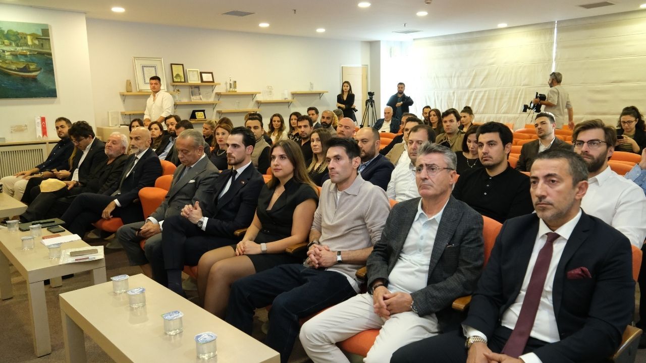 İzmir’de Ekonomik Diplomasinin Yeni Aktörleri Konuştu! Üç Fahri Konsolos Egi̇ad Ile Deneyimlerini Paylaştı 2