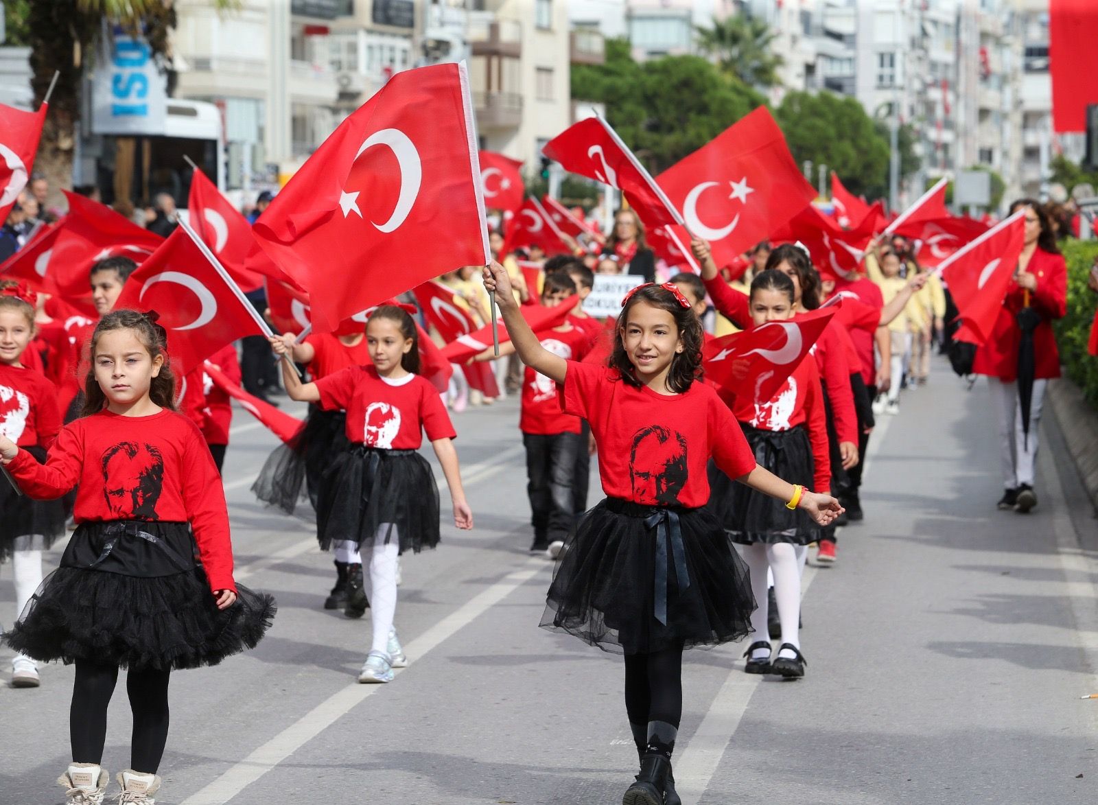 Karşıyaka’da Cumhuriyet Bayramı Için 150 Sporcu Yarıştı (1)