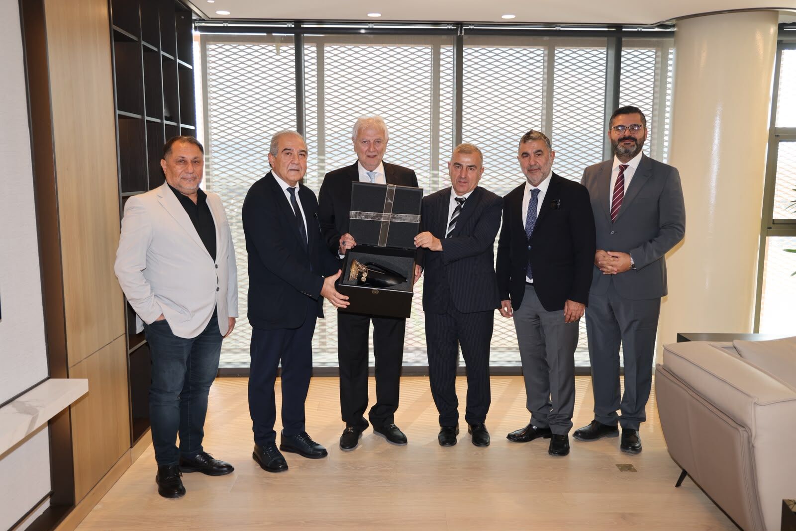 Kınık Osb’den Yorgancılar’a Teşekkür “Vefamızı Göstermek Istedik” (2)