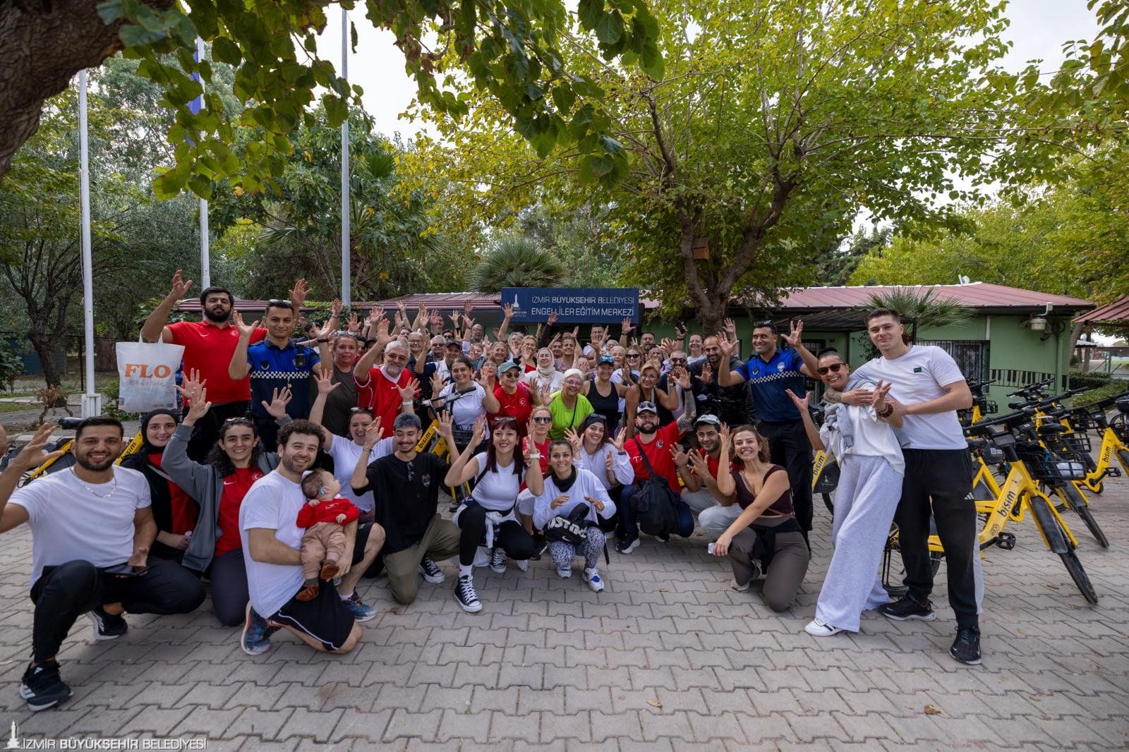 Konak’tan İnciraltı’na Uzanan Cumhuriyet Bayramı Etkinliği (2)