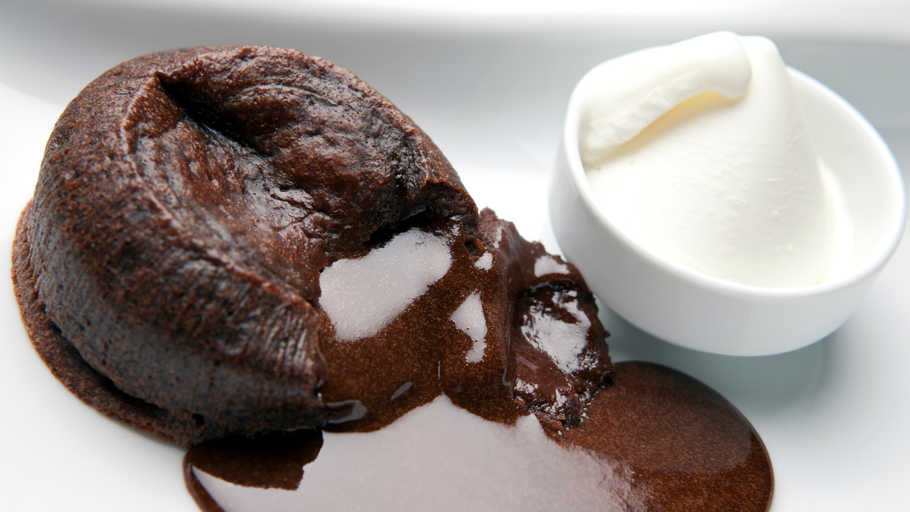 Mis gibi çikolata kokusu mutfağı saracak! Fransız usulü sufle nasıl yapılır?