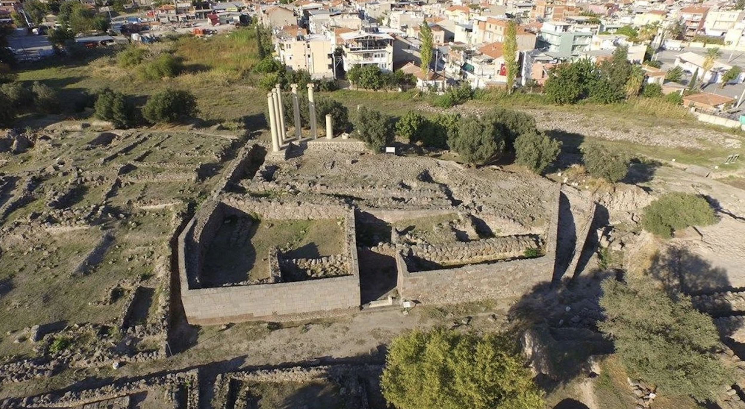 AVM’de dolaşmak yerine 8 bin 500 yılı yürüyün! İzmir’de bu hafta sonu tarih rotası ücretsiz