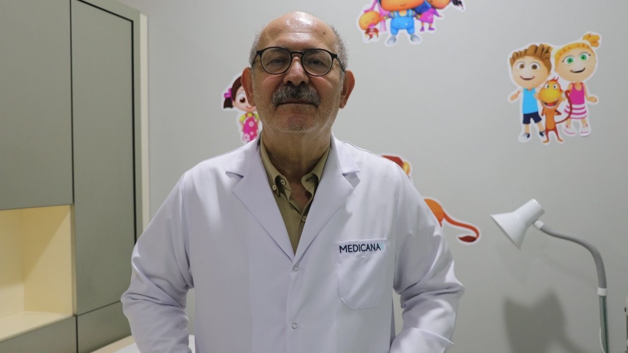 Uzmanından Ailelere Çağrı! Tedavide Geç Kalmayın Çocuklarınızın Testislerini Kontrol Edin (2)