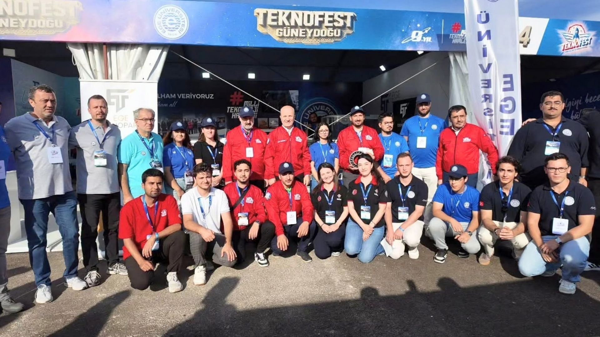 Yök Başkanı Teknofest'te Ege Üniversitesi Standını Gezdi (1)